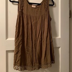 Women’s tank top blouse